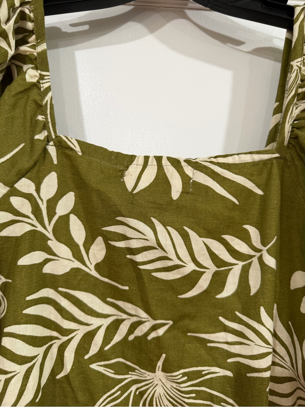Olive Green Tropical Print Puff Sleeve Mini Dress NWT medium - Picture 11 of 11